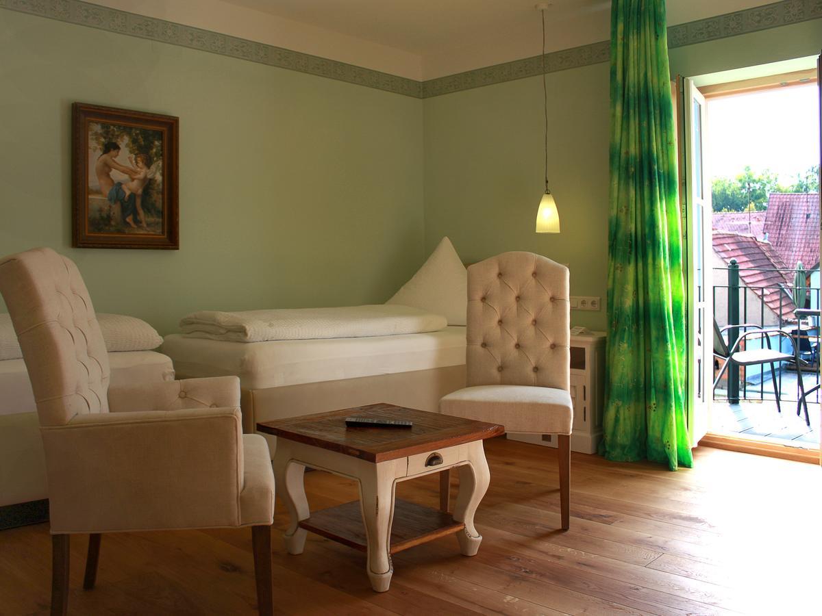 Belle Vue - Das Hotel... Volkach Esterno foto